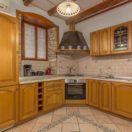 Holiday House Ra Šišan