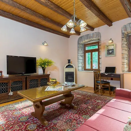 Holiday House Ra Σπίτι διακοπών *